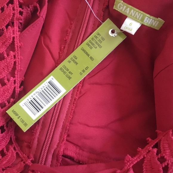 NWT $139 GIANNI BINI red lace flare sleeve dress 6 - Picture 7 of 8